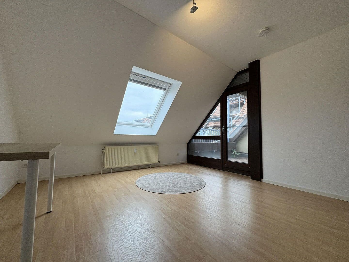 Prodej bytu 4+1 104 m², D3, Mannheim, Bádensko-Württembersko Prodej bytu 4+1 104 m², D3, Mannheim, Bádensko-Württembersko