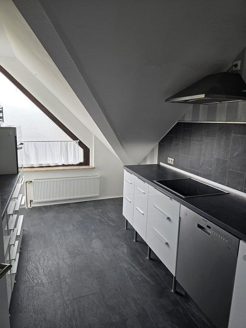 Pronájem bytu 3+1 86 m², Alte Andernacherstr. 22, Plaidt, Porýní-Falc Pronájem bytu 3+1 86 m², Alte Andernacherstr. 22, Plaidt, Porýní-Falc