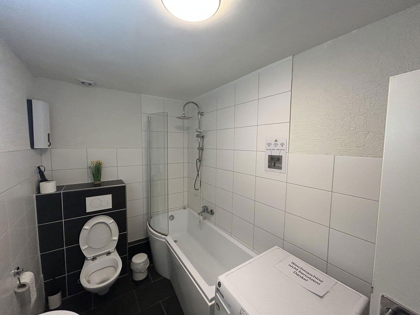 Pronájem bytu 3+1 85 m², Baustraße 8, Oberhausen, Severní Porýní-Vestfálsko Pronájem bytu 3+1 85 m², Baustraße 8, Oberhausen, Severní Porýní-Vestfálsko