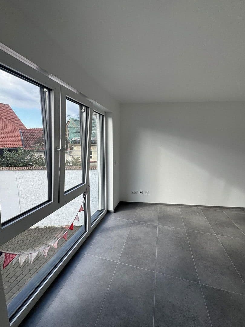 Pronájem bytu 4+1 165 m², Prälat Diehl Straße 23, Ober-Ramstadt, Hessen Pronájem bytu 4+1 165 m², Prälat Diehl Straße 23, Ober-Ramstadt, Hessen