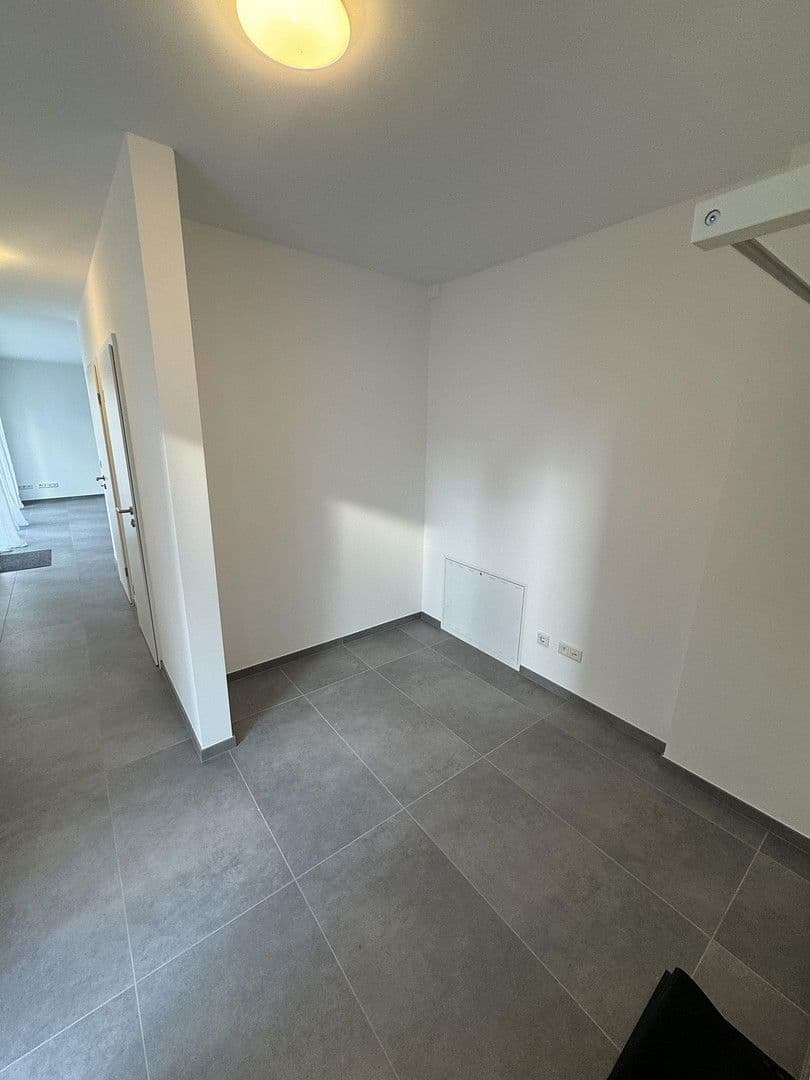 Pronájem bytu 4+1 165 m², Prälat Diehl Straße 23, Ober-Ramstadt, Hessen Pronájem bytu 4+1 165 m², Prälat Diehl Straße 23, Ober-Ramstadt, Hessen