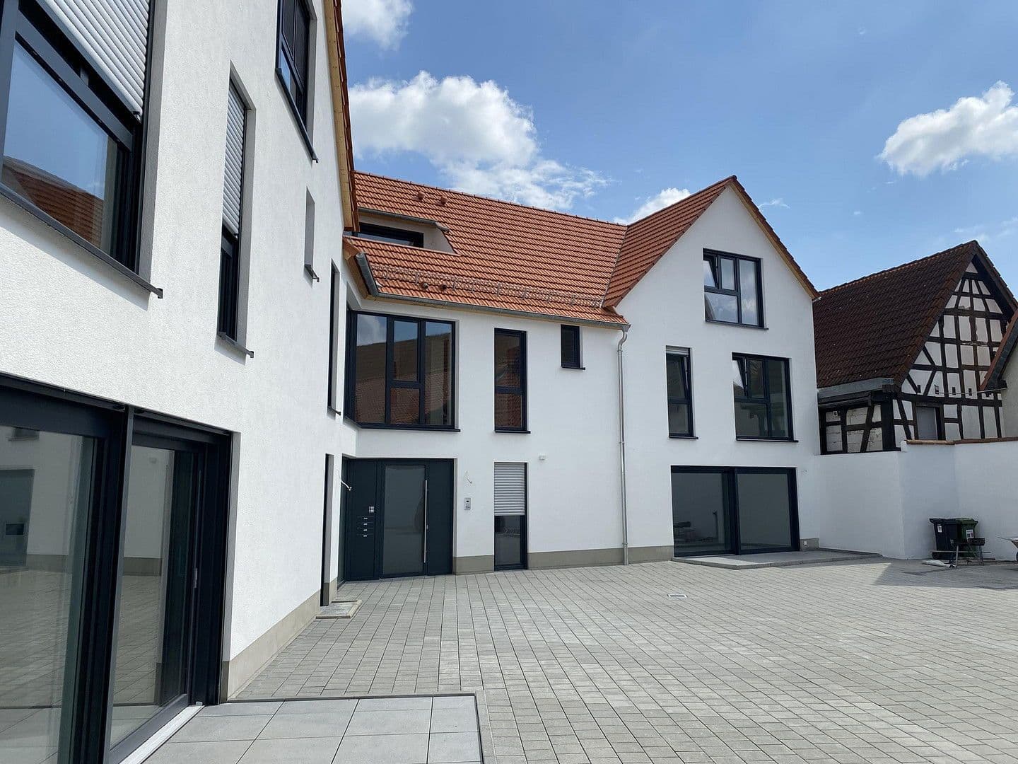 Pronájem bytu 4+1 165 m², Prälat Diehl Straße 23, Ober-Ramstadt, Hessen Pronájem bytu 4+1 165 m², Prälat Diehl Straße 23, Ober-Ramstadt, Hessen