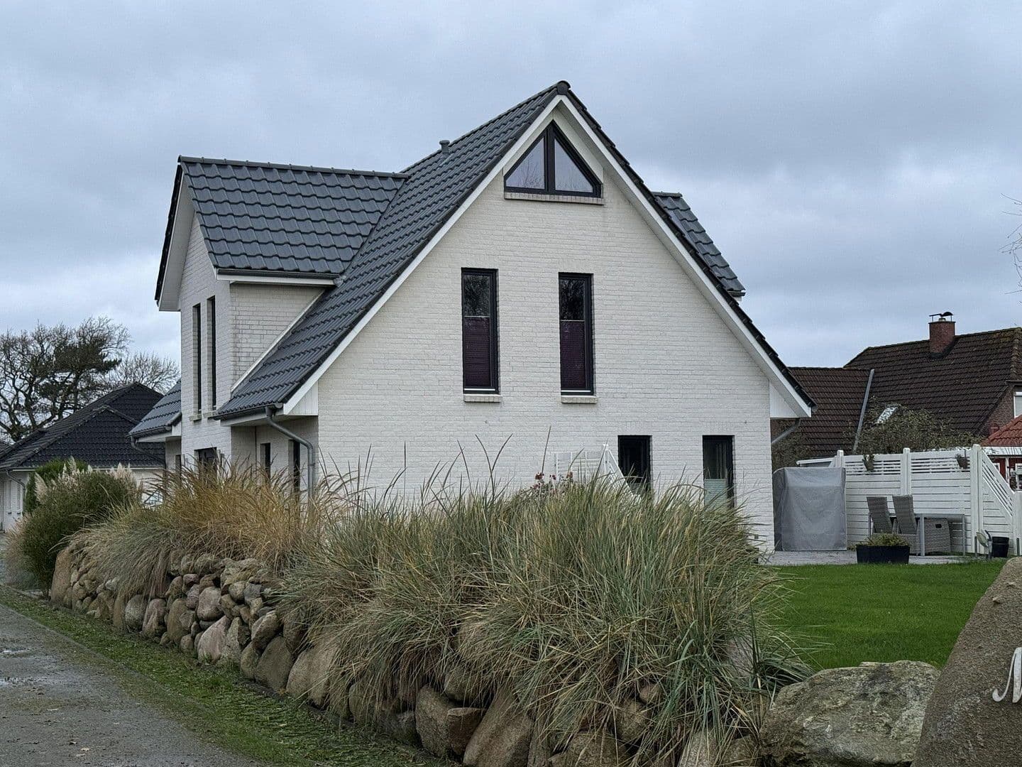 Prodej domu 135 m², pozemek 580 m², Tating, Šlesvicko-Holštýnsko Prodej domu 135 m², pozemek 580 m², Tating, Šlesvicko-Holštýnsko