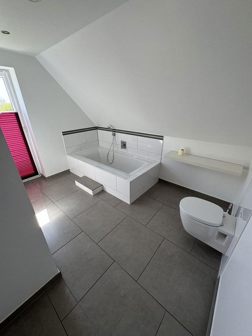 Prodej domu 135 m², pozemek 580 m², Tating, Šlesvicko-Holštýnsko Prodej domu 135 m², pozemek 580 m², Tating, Šlesvicko-Holštýnsko