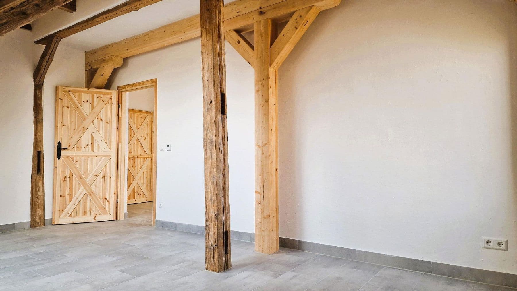 Pronájem bytu 3+1 99 m², Schulweg 11, Wolfsburg, Dolní Sasko Pronájem bytu 3+1 99 m², Schulweg 11, Wolfsburg, Dolní Sasko