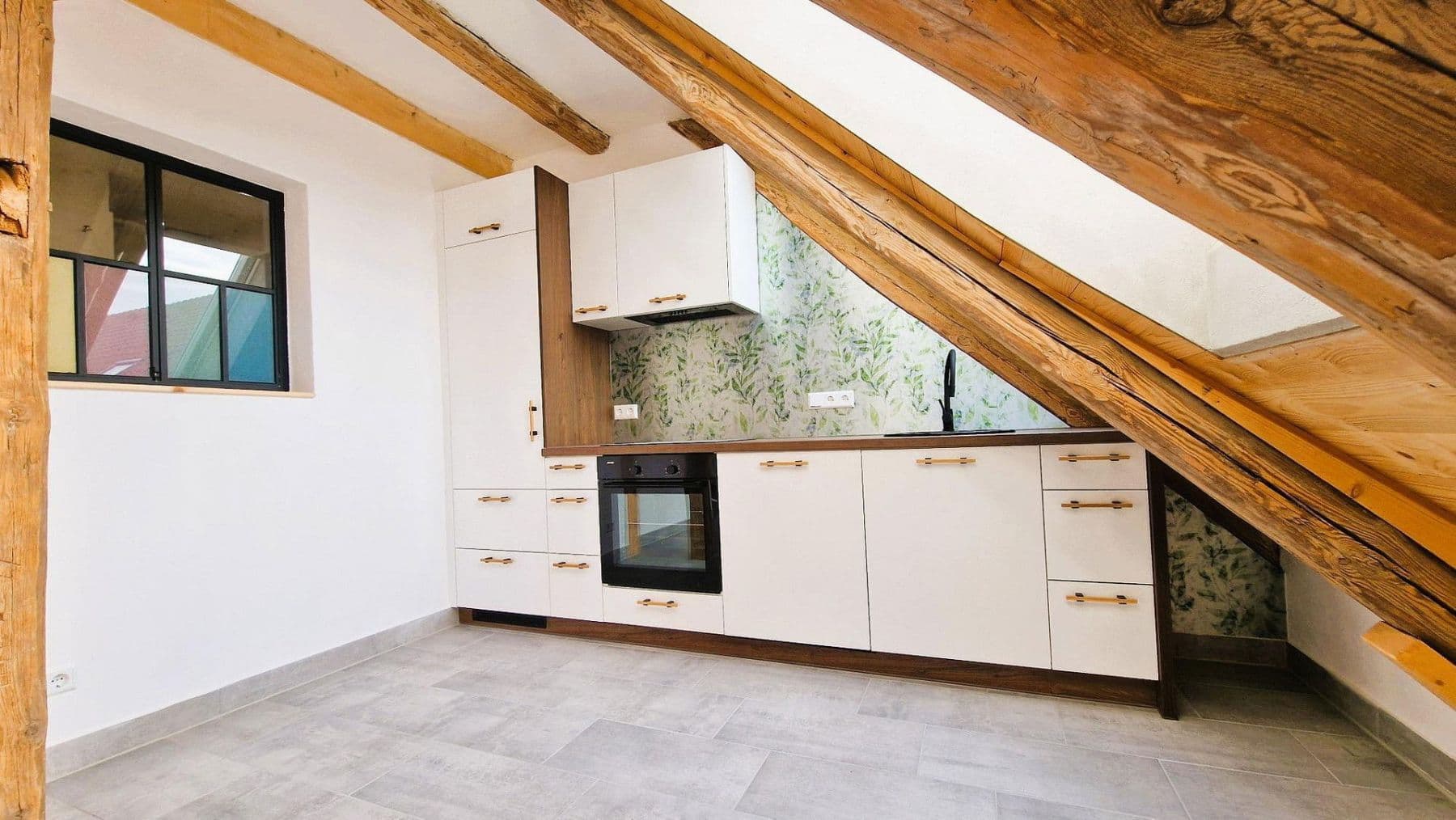 Pronájem bytu 3+1 99 m², Schulweg 11, Wolfsburg, Dolní Sasko Pronájem bytu 3+1 99 m², Schulweg 11, Wolfsburg, Dolní Sasko