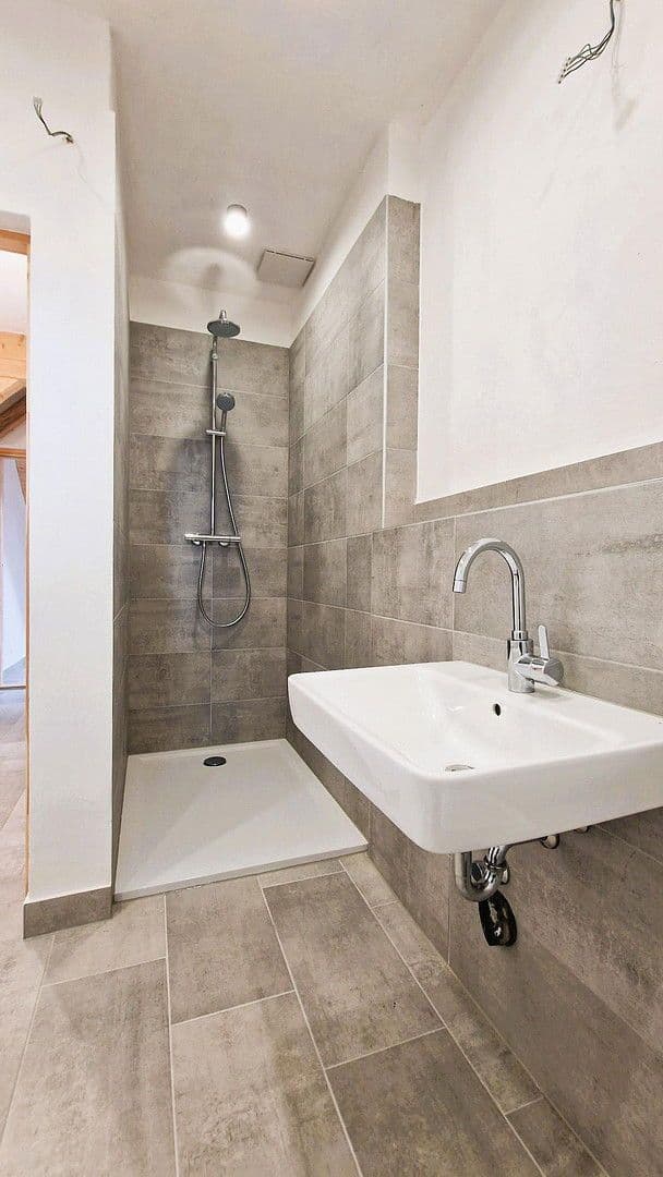 Pronájem bytu 3+1 99 m², Schulweg 11, Wolfsburg, Dolní Sasko Pronájem bytu 3+1 99 m², Schulweg 11, Wolfsburg, Dolní Sasko