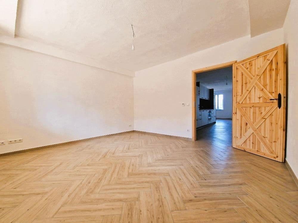 Pronájem bytu 2+1 77 m², Am Küsterberg 6B, Wolfsburg, Dolní Sasko Pronájem bytu 2+1 77 m², Am Küsterberg 6B, Wolfsburg, Dolní Sasko