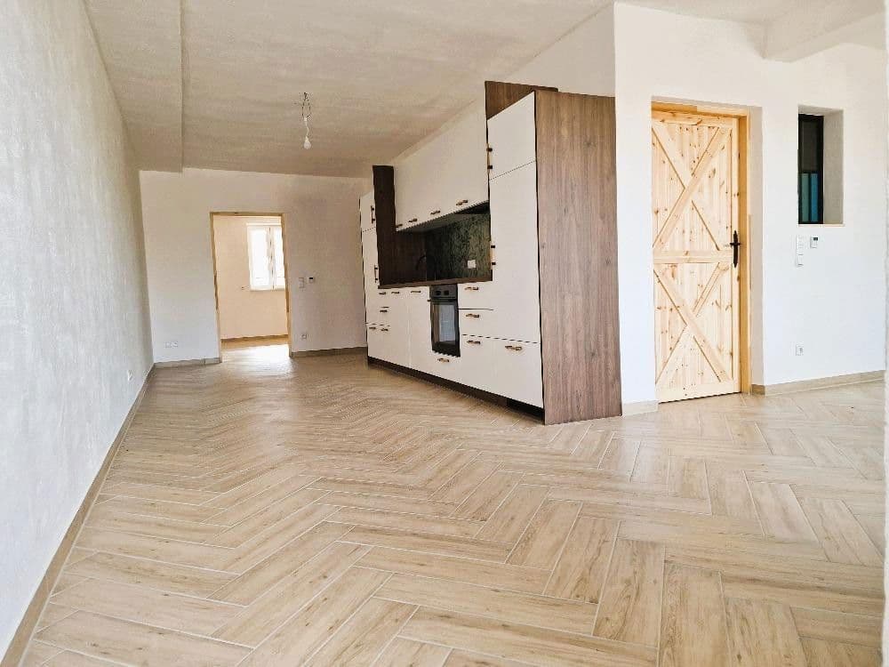 Pronájem bytu 2+1 77 m², Am Küsterberg 6B, Wolfsburg, Dolní Sasko Pronájem bytu 2+1 77 m², Am Küsterberg 6B, Wolfsburg, Dolní Sasko