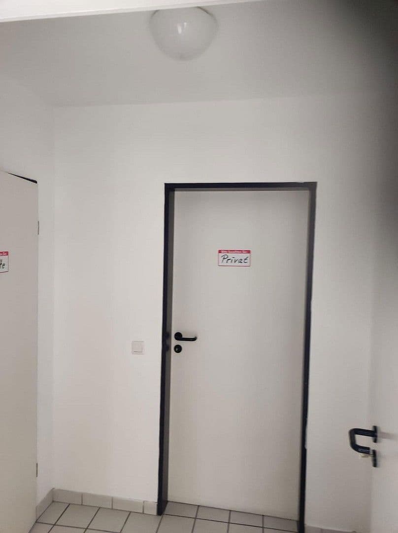 Pronájem kanceláře 200 m², Salzstrasse 34, Naumburg (Saale), Sasko-Anhaltsko Pronájem kanceláře 200 m², Salzstrasse 34, Naumburg (Saale), Sasko-Anhaltsko