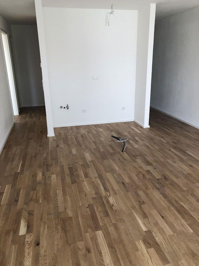 Pronájem bytu 2+1 60 m², Herrenberg, Bádensko-Württembersko Pronájem bytu 2+1 60 m², Herrenberg, Bádensko-Württembersko