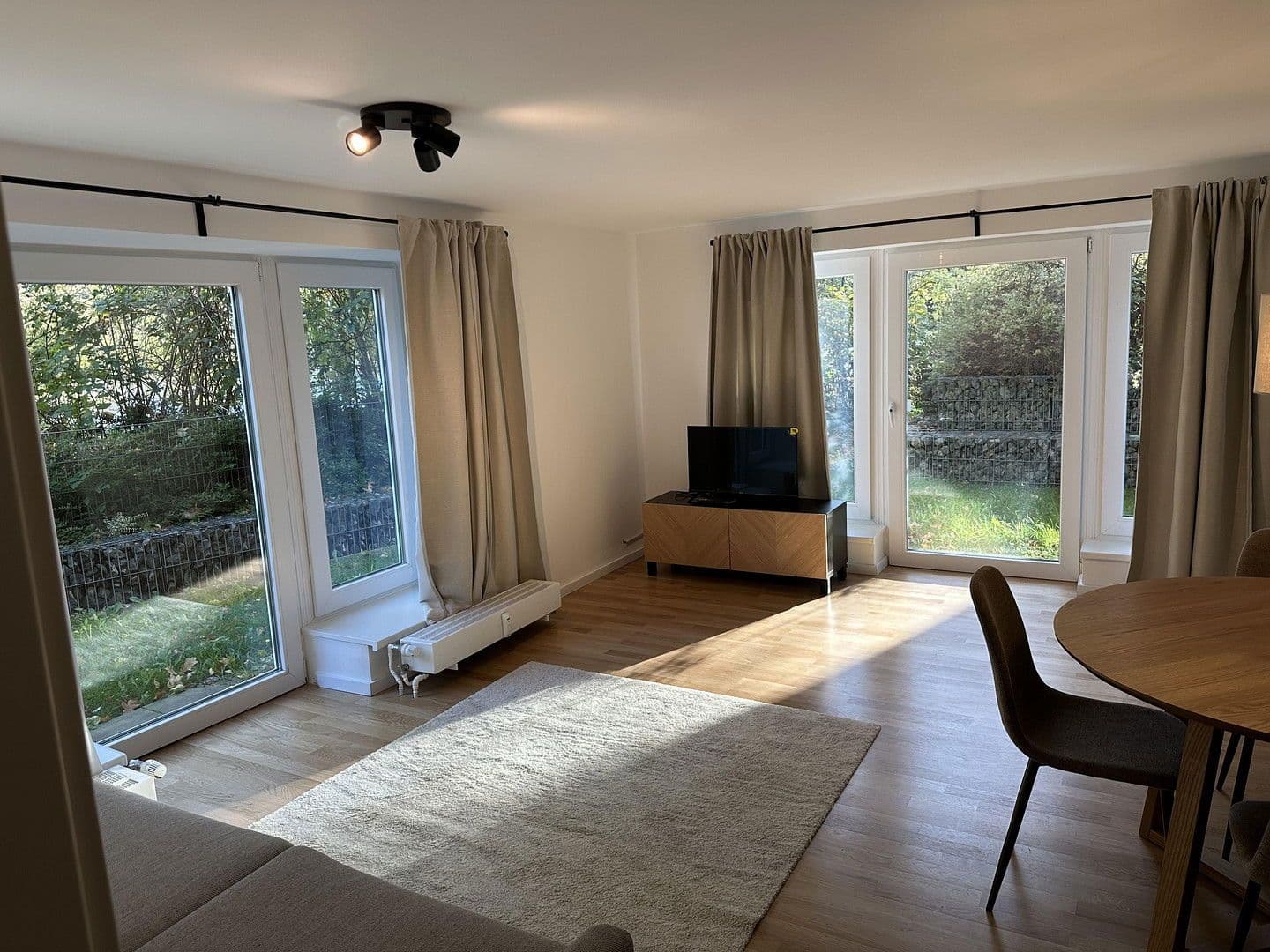 Pronájem bytu 2+1 60 m², Hamburg, Hamburg Pronájem bytu 2+1 60 m², Hamburg, Hamburg