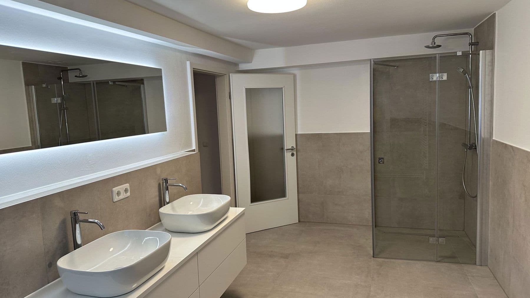 Pronájem bytu 2+1 60 m², Hamburg, Hamburg Pronájem bytu 2+1 60 m², Hamburg, Hamburg