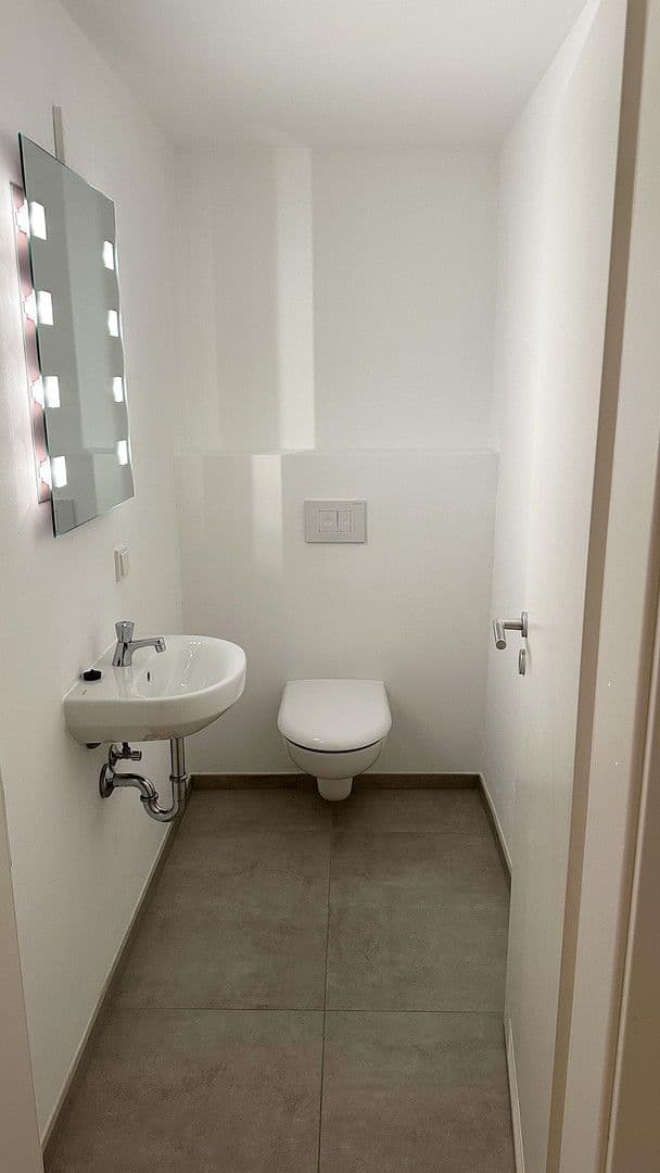 Pronájem bytu 2+1 60 m², Hamburg, Hamburg Pronájem bytu 2+1 60 m², Hamburg, Hamburg