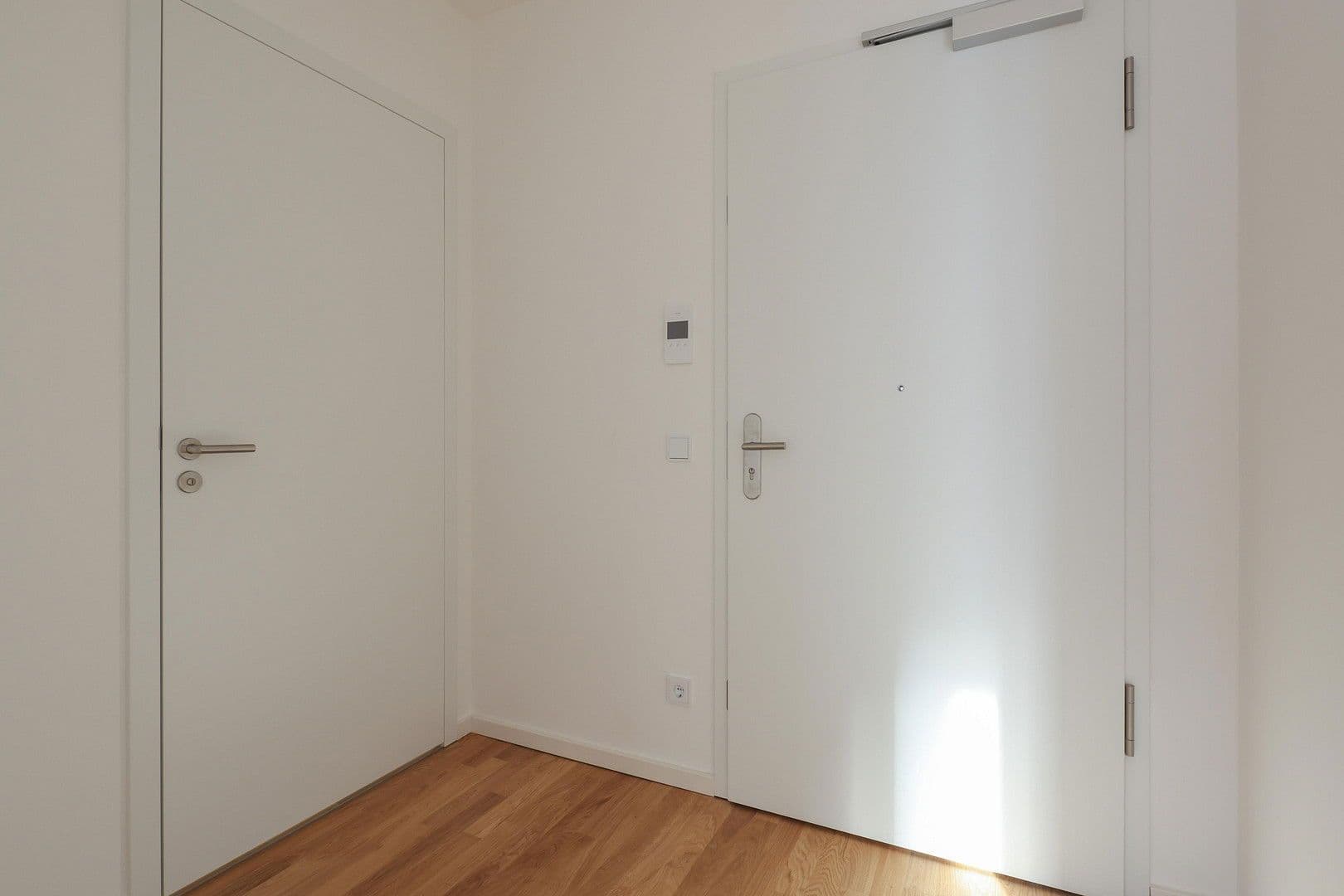 Pronájem bytu 2+1 56 m², Berlin, Berlín Pronájem bytu 2+1 56 m², Berlin, Berlín