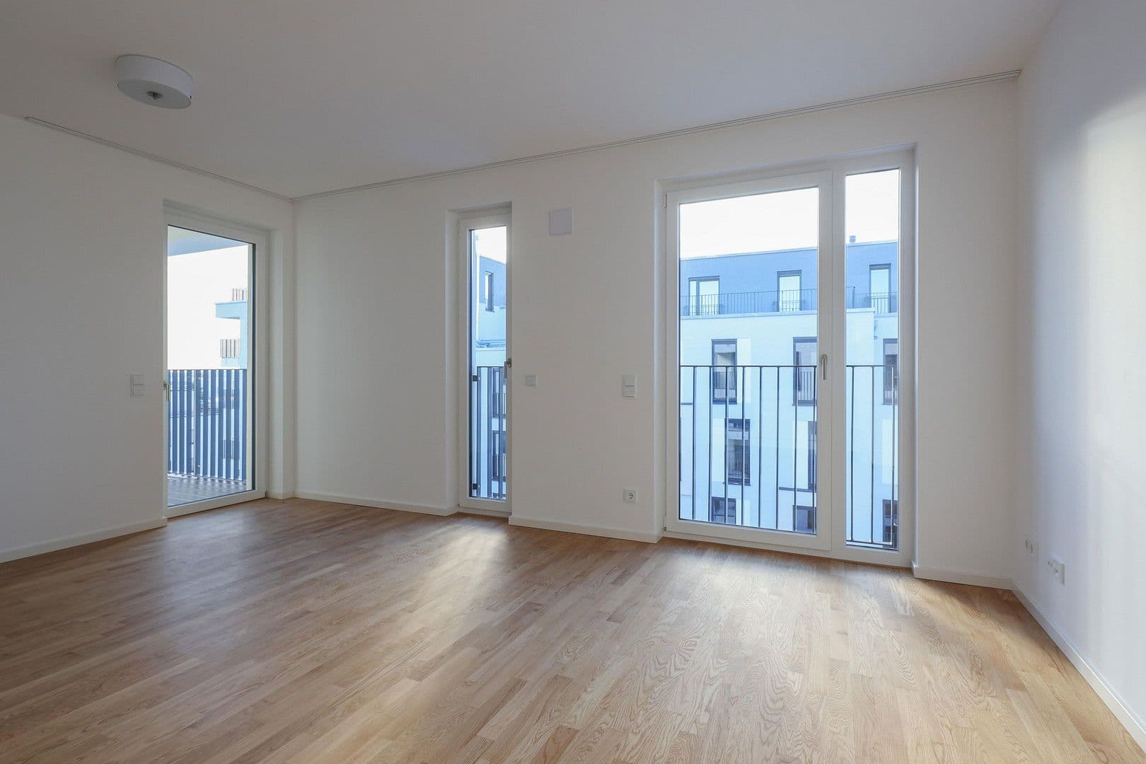 Pronájem bytu 2+1 56 m², Berlin, Berlín Pronájem bytu 2+1 56 m², Berlin, Berlín
