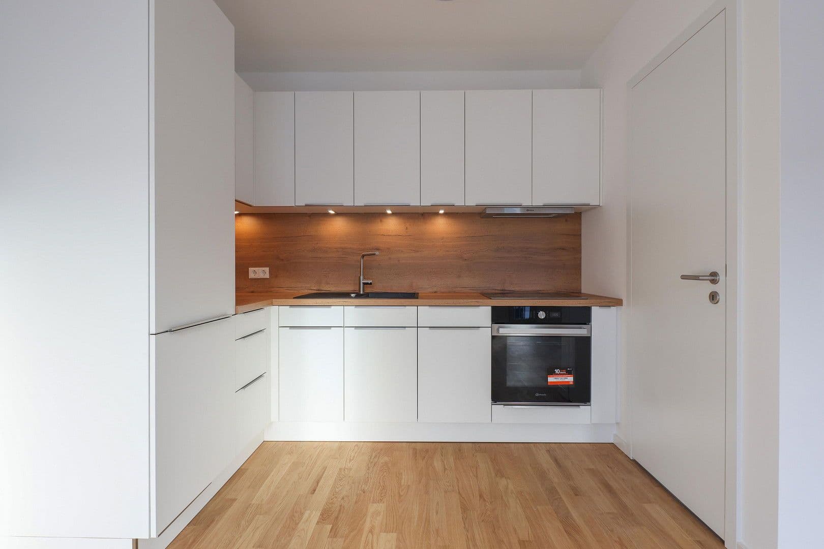 Pronájem bytu 2+1 56 m², Berlin, Berlín Pronájem bytu 2+1 56 m², Berlin, Berlín