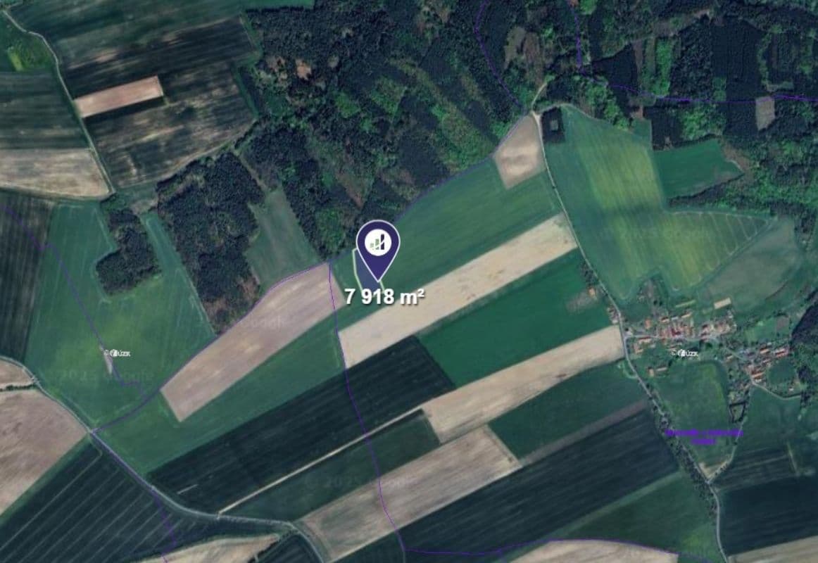 Prodej pozemku 7.918 m², Hřebečníky, Středočeský kraj Prodej pozemku 7.918 m², Hřebečníky, Středočeský kraj