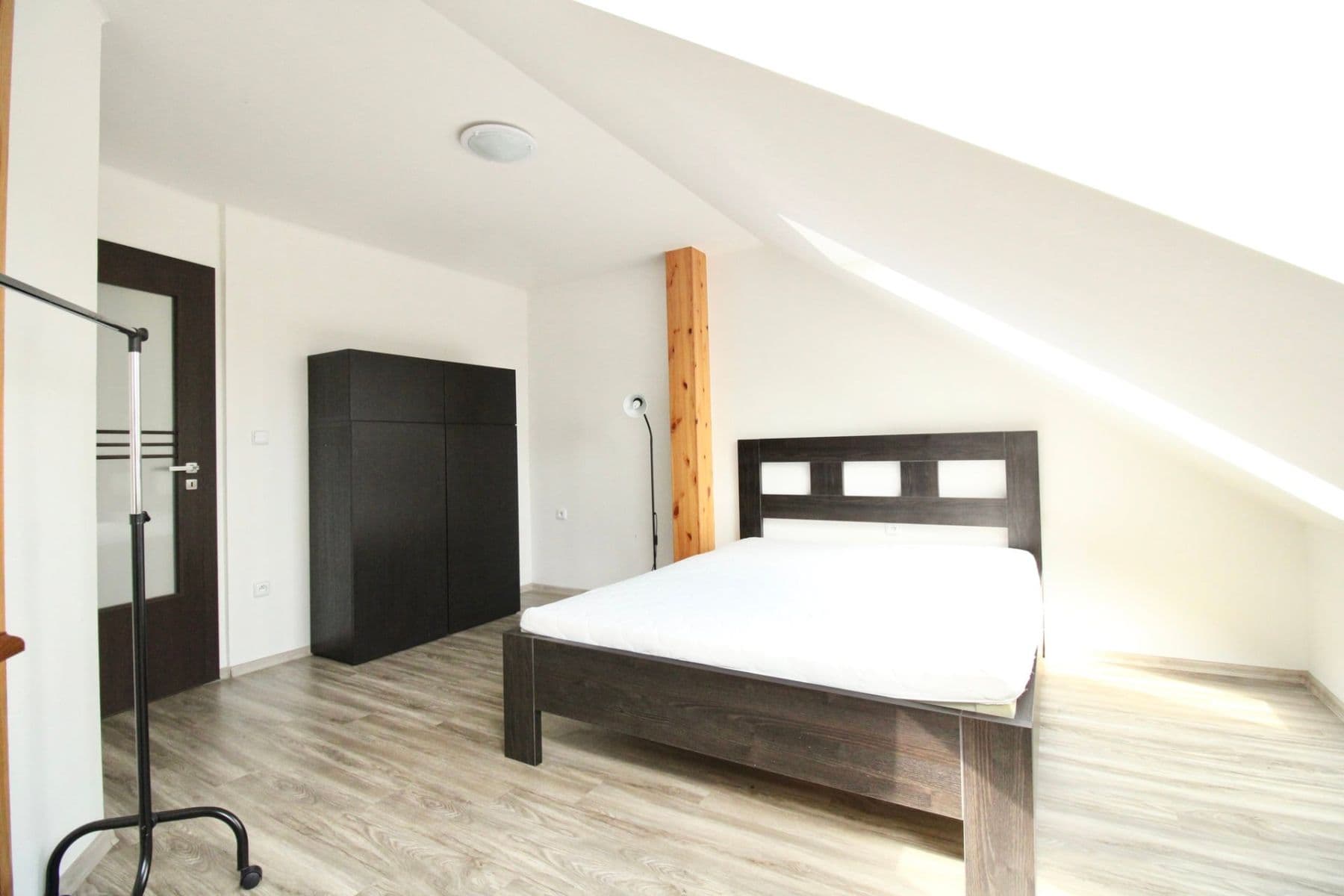 Prodej bytu 3+kk 89 m², Třídvorská, Kolín, Středočeský kraj Prodej bytu 3+kk 89 m², Třídvorská, Kolín, Středočeský kraj