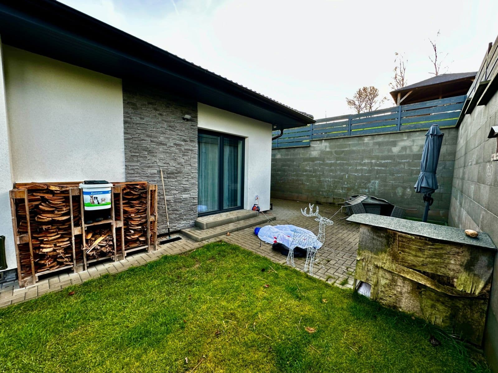 Prodej domu 110 m², pozemek 500 m², Ondřejov, Středočeský kraj Prodej domu 110 m², pozemek 500 m², Ondřejov, Středočeský kraj