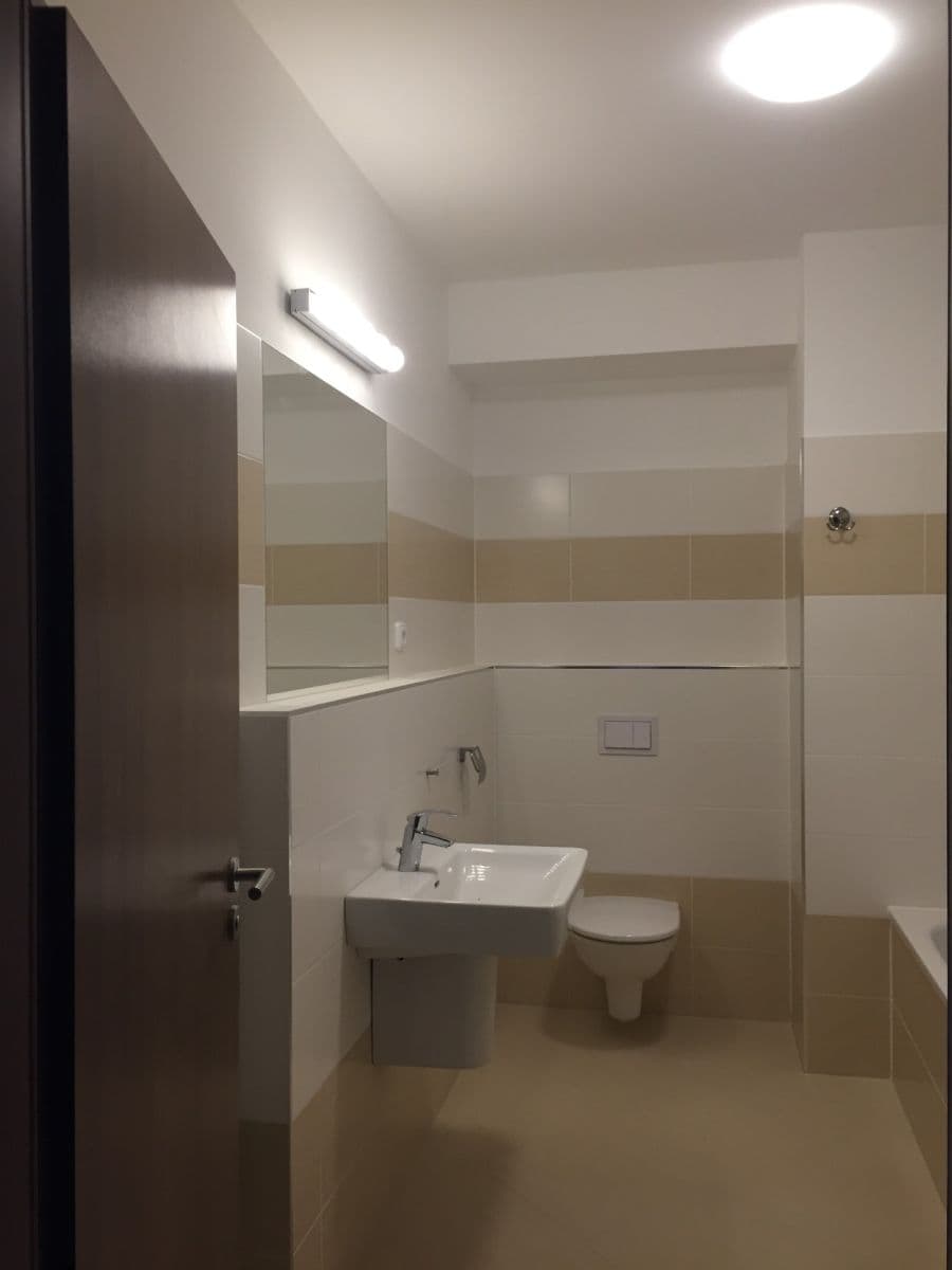 Pronájem bytu 2+kk 55 m², Kardausova, Praha, Praha Pronájem bytu 2+kk 55 m², Kardausova, Praha, Praha