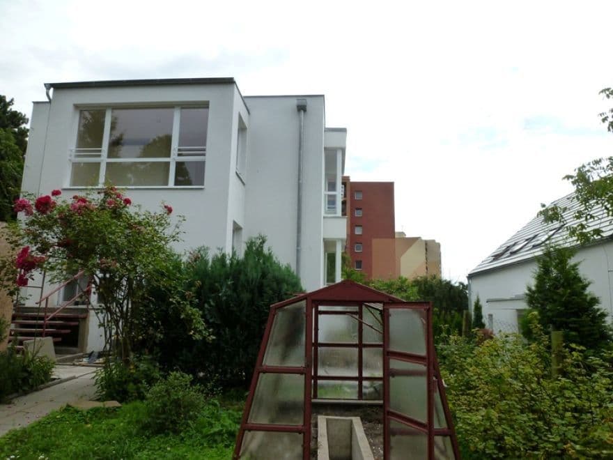 Pronájem bytu 1+kk 37 m², U Zahradního města, Praha, Praha Pronájem bytu 1+kk 37 m², U Zahradního města, Praha, Praha