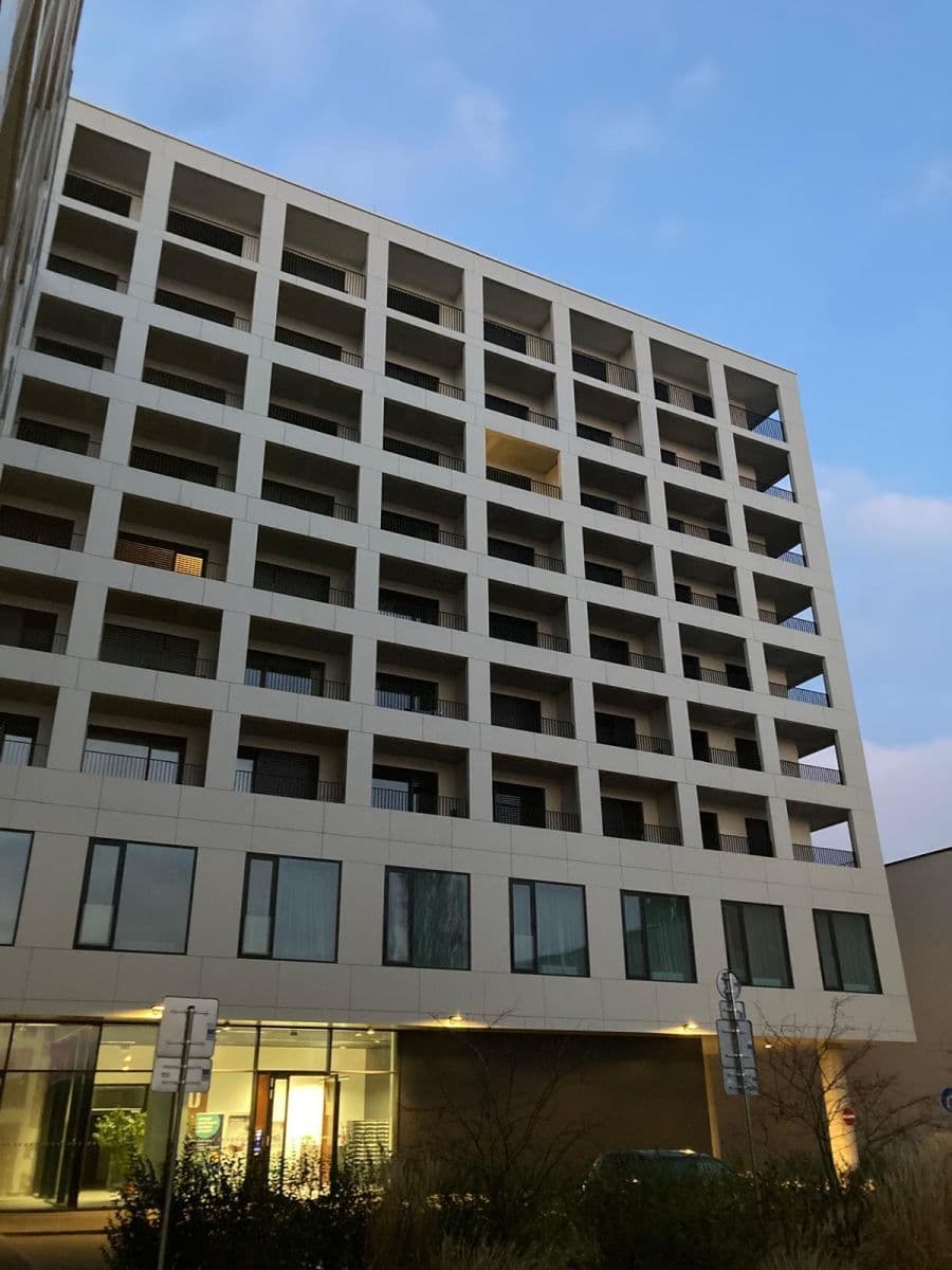 Pronájem bytu 1+1 35 m², Plynárenská, Ružinov, Bratislavský kraj Pronájem bytu 1+1 35 m², Plynárenská, Ružinov, Bratislavský kraj