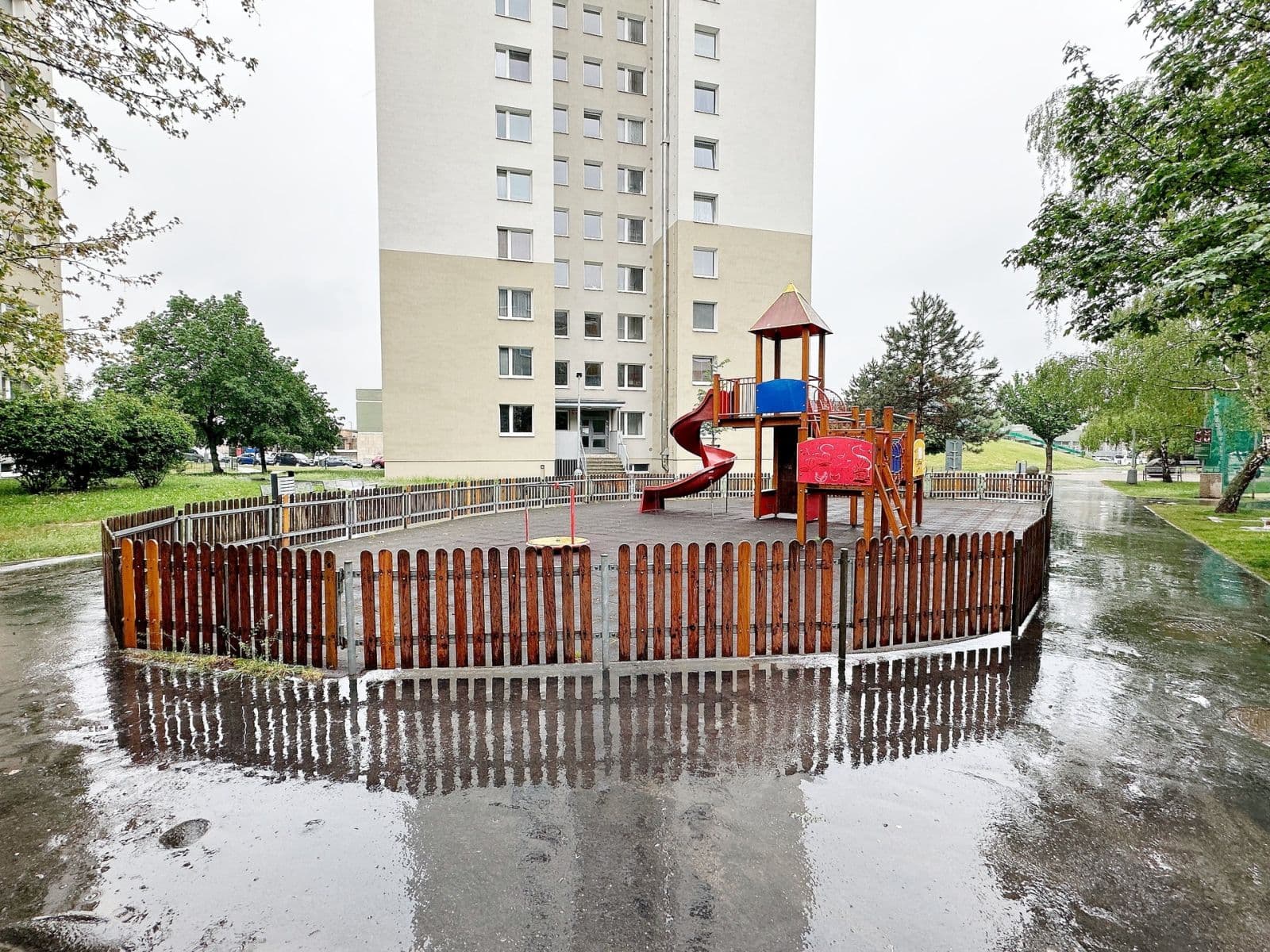 Pronájem bytu 2+kk 49 m², náměstí Osvoboditelů, Praha, Praha Pronájem bytu 2+kk 49 m², náměstí Osvoboditelů, Praha, Praha