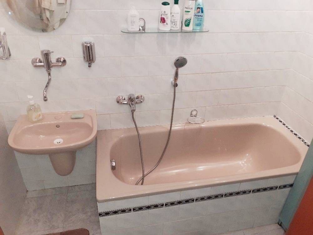 Pronájem bytu 3+1 95 m², Koptova, Karlovy Vary, Karlovarský kraj Pronájem bytu 3+1 95 m², Koptova, Karlovy Vary, Karlovarský kraj