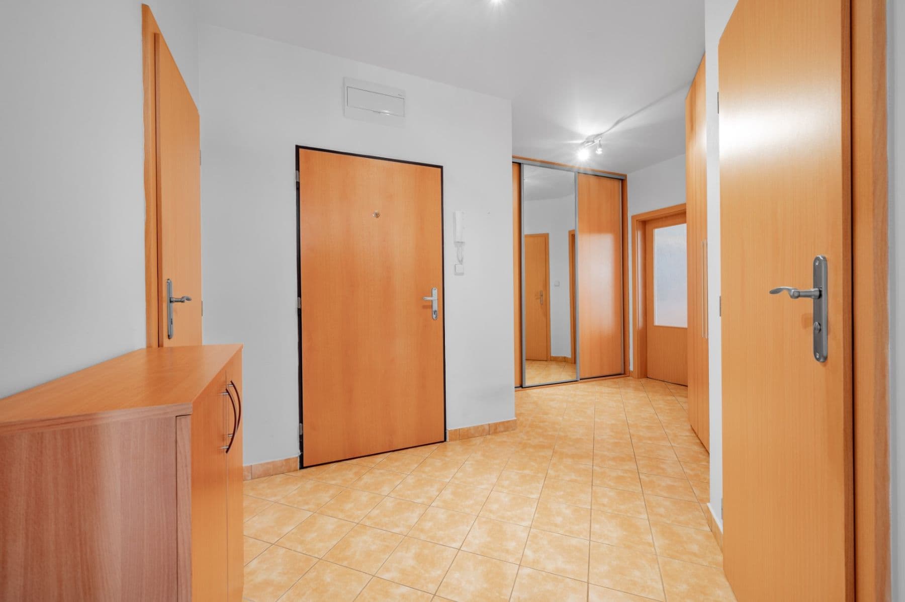 Pronájem bytu 2+kk 67 m², Semická, Praha, Praha Pronájem bytu 2+kk 67 m², Semická, Praha, Praha