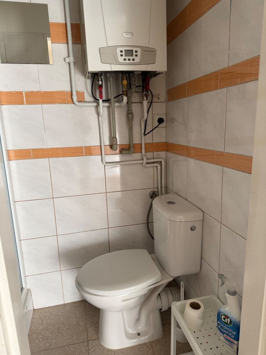 Pronájem bytu 1+kk 25 m², 28. října, Ostrava, Moravskoslezský kraj Pronájem bytu 1+kk 25 m², 28. října, Ostrava, Moravskoslezský kraj