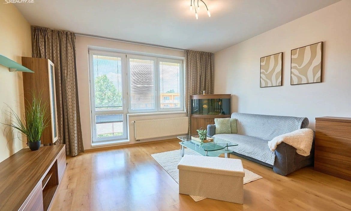 Pronájem bytu 3+kk 116 m², Přízřenická, Modřice, Jihomoravský kraj Pronájem bytu 3+kk 116 m², Přízřenická, Modřice, Jihomoravský kraj