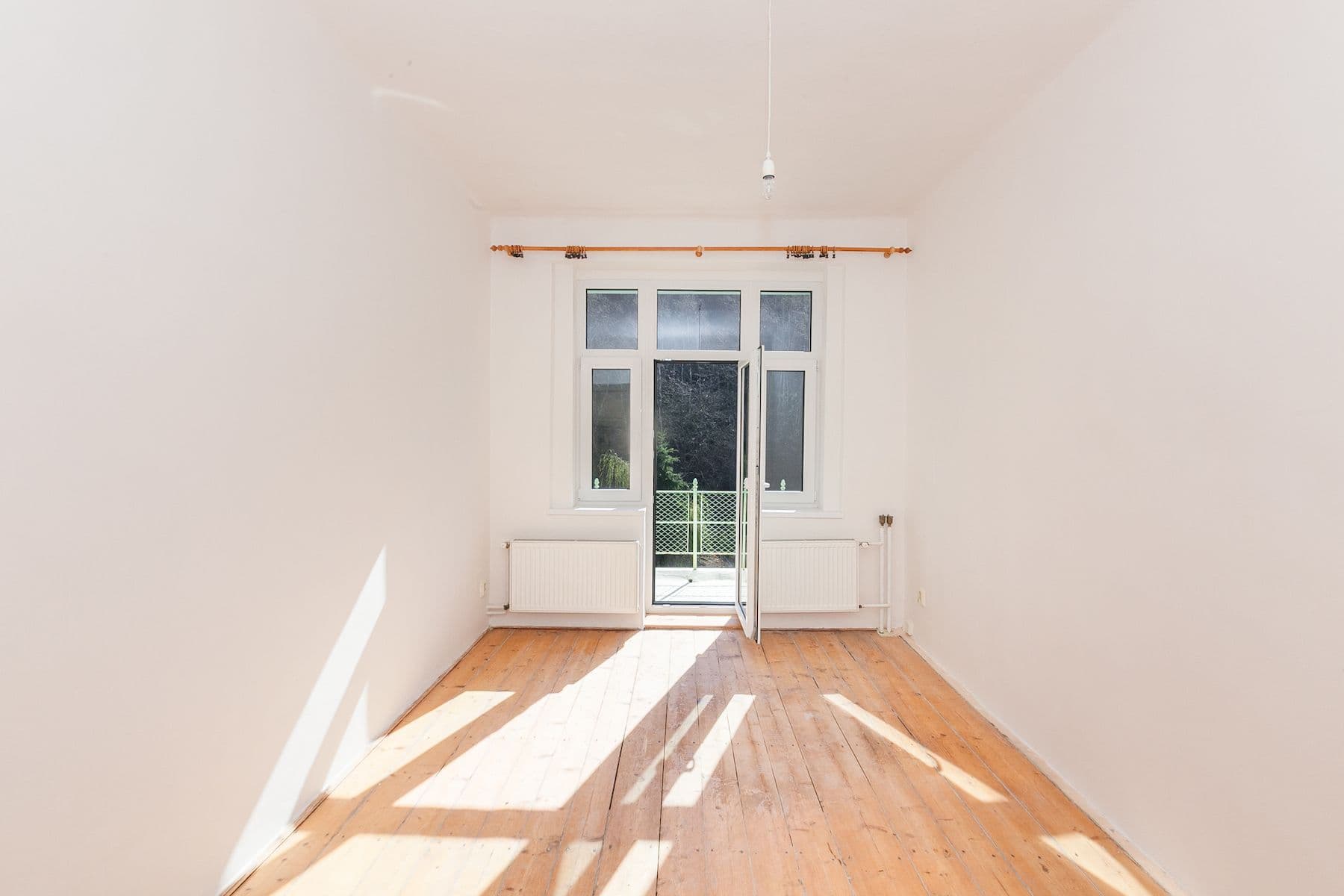 Prodej domu 200 m², pozemek 444 m², K Podmoráni, Úholičky, Středočeský kraj Prodej domu 200 m², pozemek 444 m², K Podmoráni, Úholičky, Středočeský kraj