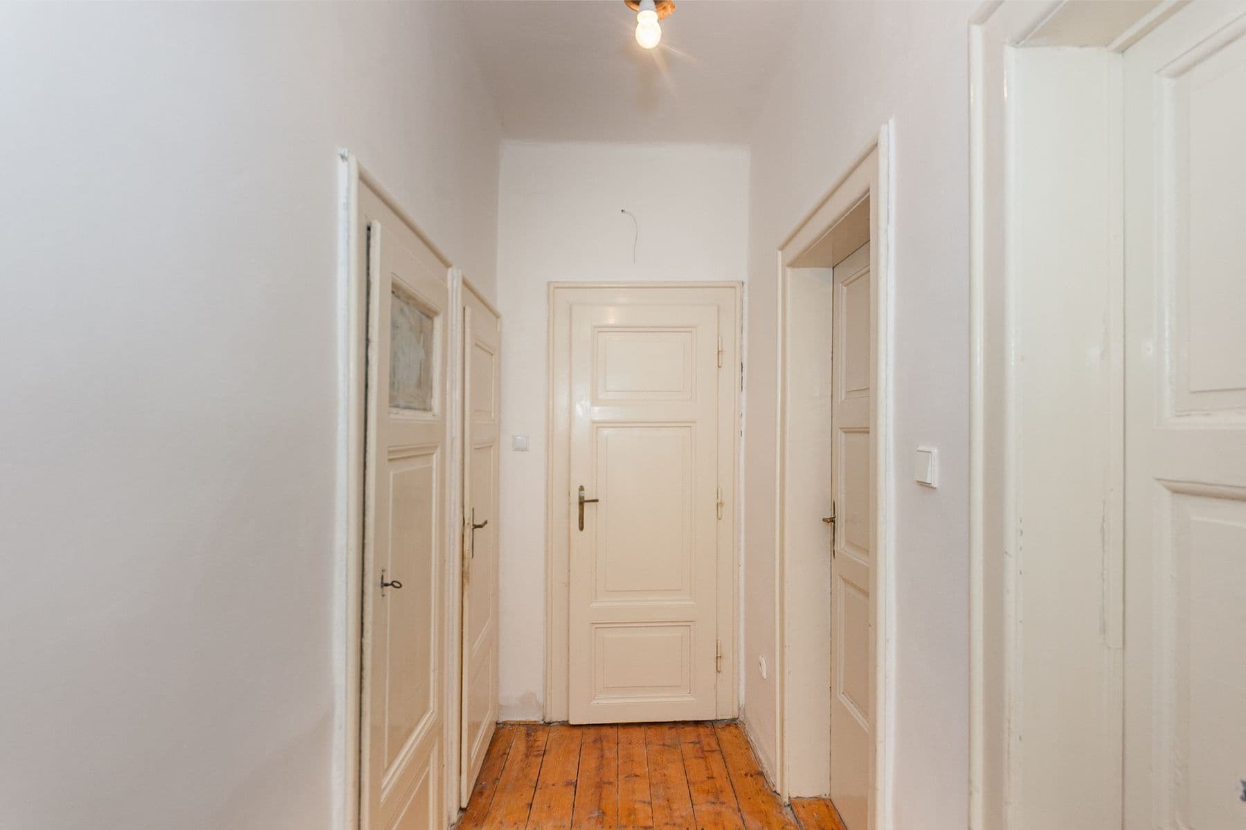 Prodej domu 200 m², pozemek 444 m², K Podmoráni, Úholičky, Středočeský kraj Prodej domu 200 m², pozemek 444 m², K Podmoráni, Úholičky, Středočeský kraj