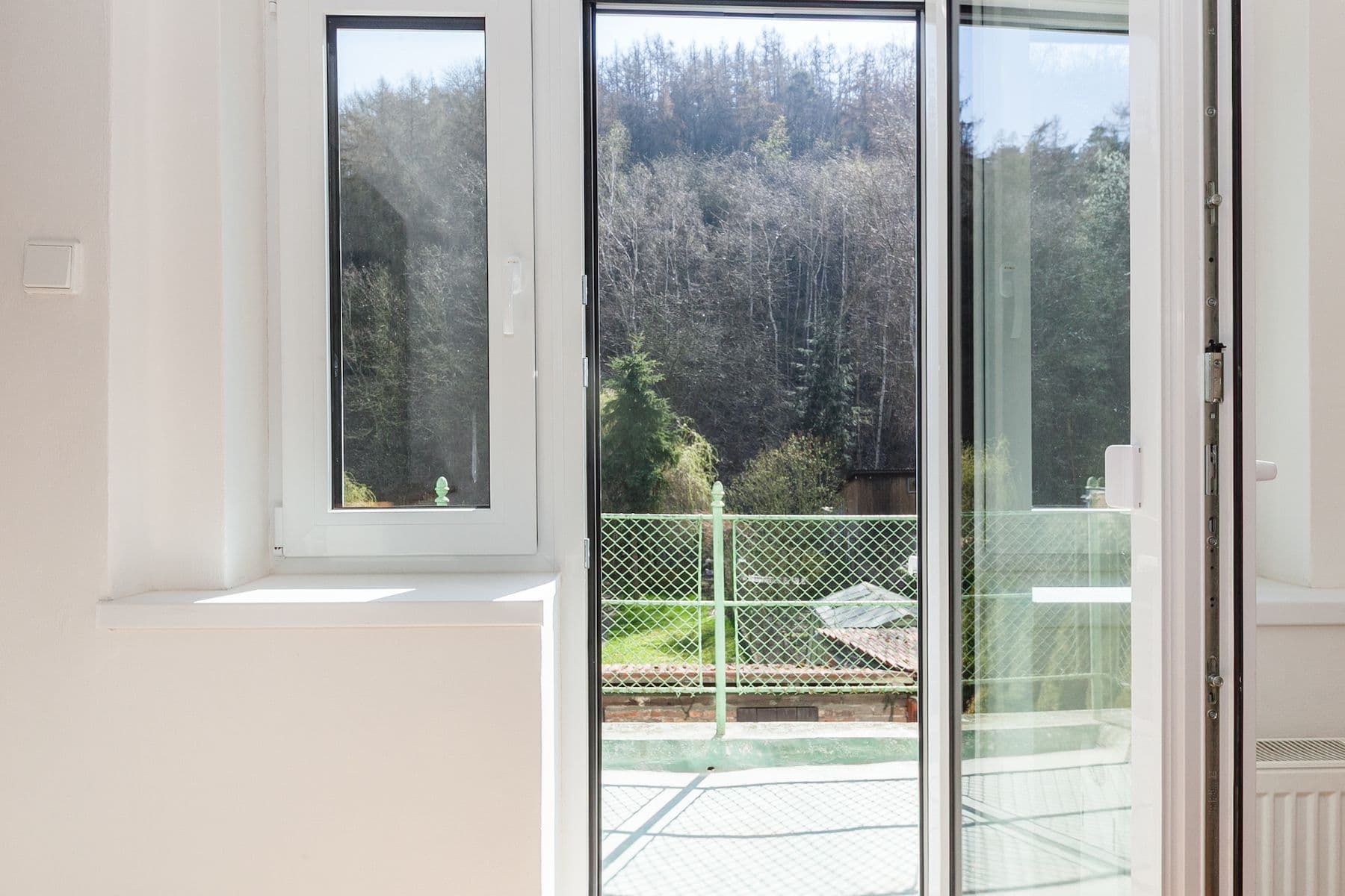 Prodej domu 200 m², pozemek 444 m², K Podmoráni, Úholičky, Středočeský kraj Prodej domu 200 m², pozemek 444 m², K Podmoráni, Úholičky, Středočeský kraj