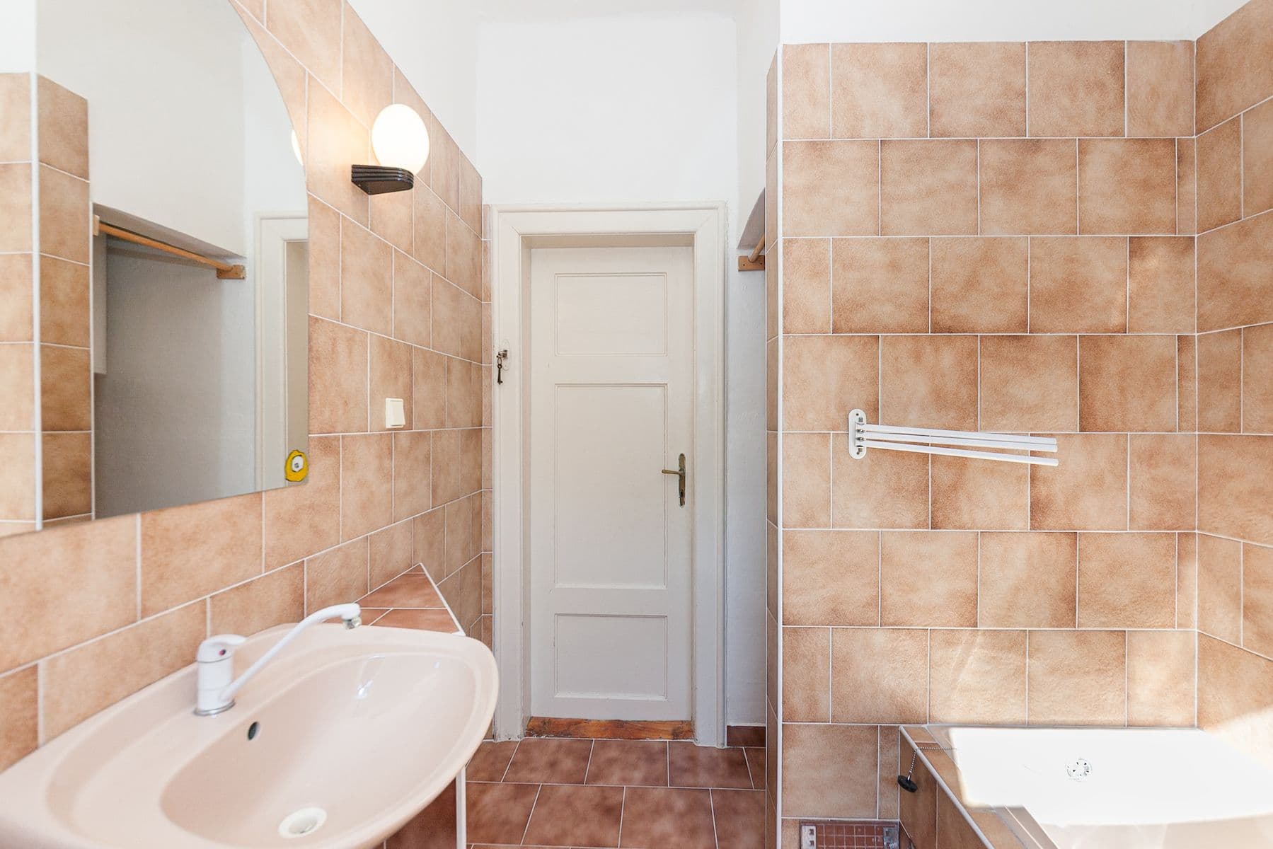 Prodej domu 200 m², pozemek 444 m², K Podmoráni, Úholičky, Středočeský kraj Prodej domu 200 m², pozemek 444 m², K Podmoráni, Úholičky, Středočeský kraj