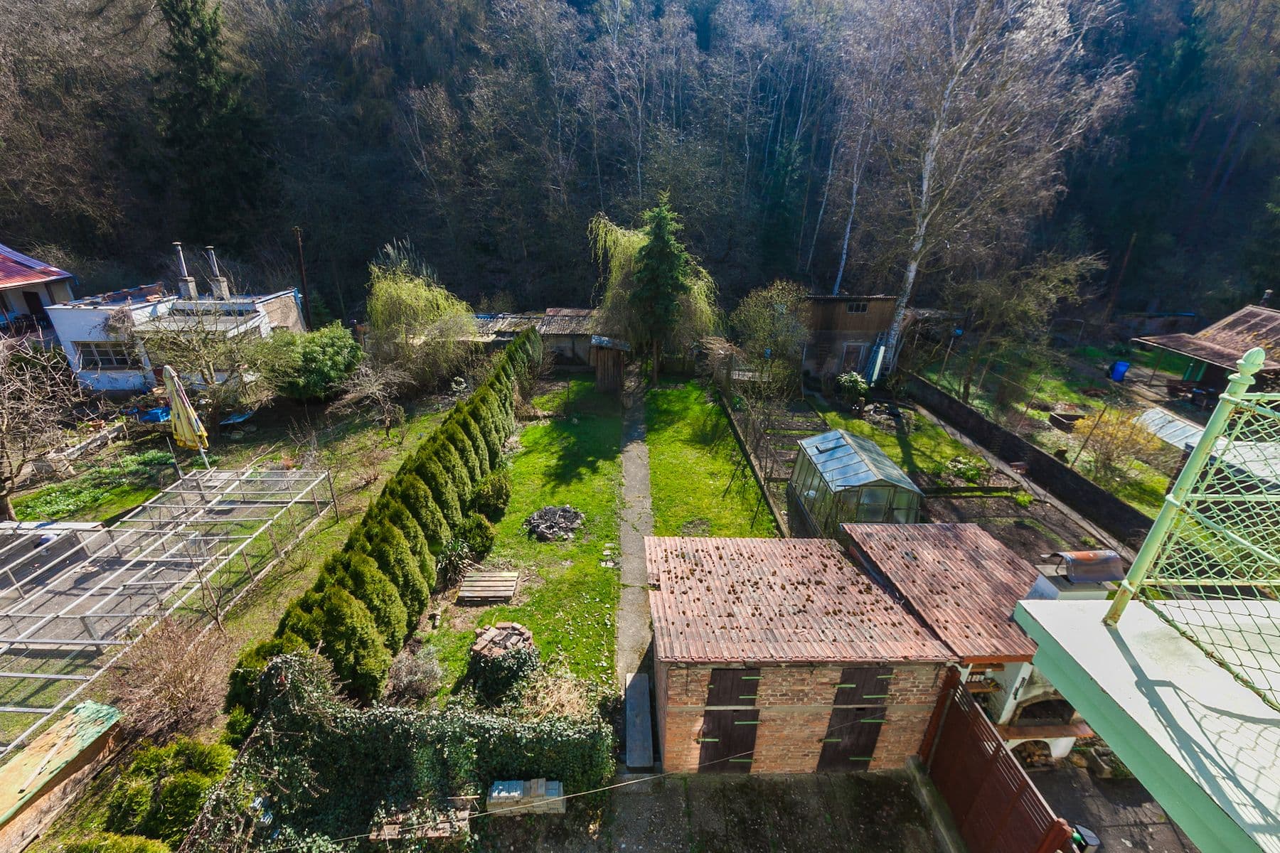 Prodej domu 200 m², pozemek 444 m², K Podmoráni, Úholičky, Středočeský kraj Prodej domu 200 m², pozemek 444 m², K Podmoráni, Úholičky, Středočeský kraj