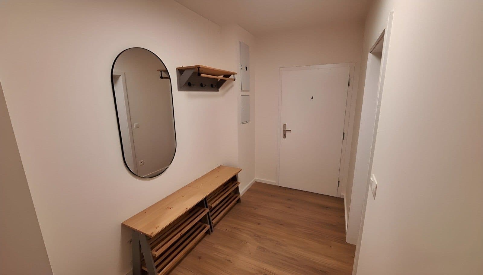 Pronájem bytu 2+1 55 m², Nové Mesto, Bratislavský kraj Pronájem bytu 2+1 55 m², Nové Mesto, Bratislavský kraj