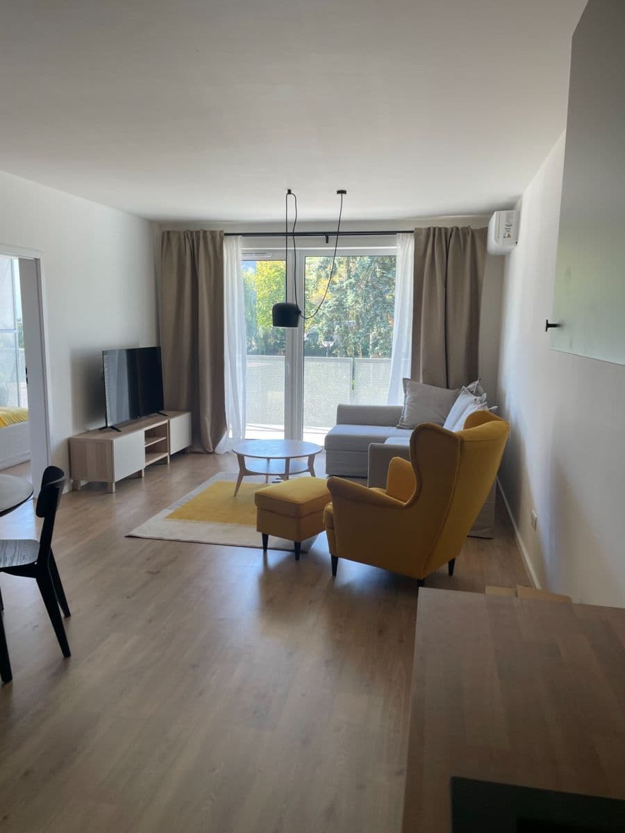 Pronájem bytu 2+1 55 m², Nové Mesto, Bratislavský kraj Pronájem bytu 2+1 55 m², Nové Mesto, Bratislavský kraj