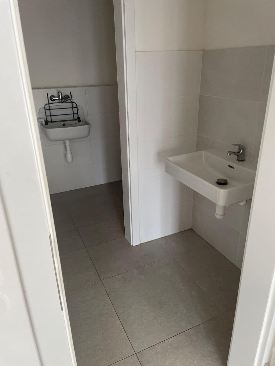 Pronájem nebytového prostoru 85 m², Wassermannova, Praha, Praha Pronájem nebytového prostoru 85 m², Wassermannova, Praha, Praha