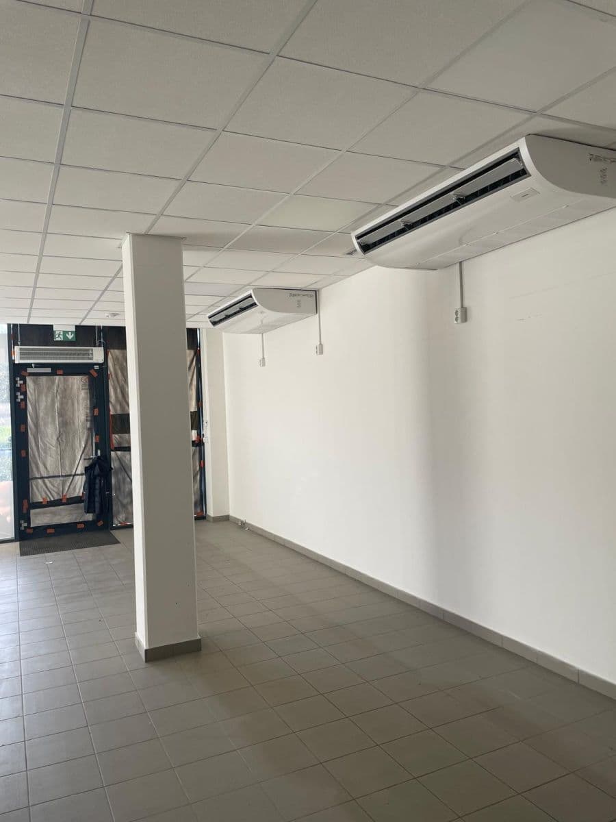 Pronájem nebytového prostoru 85 m², Wassermannova, Praha, Praha Pronájem nebytového prostoru 85 m², Wassermannova, Praha, Praha