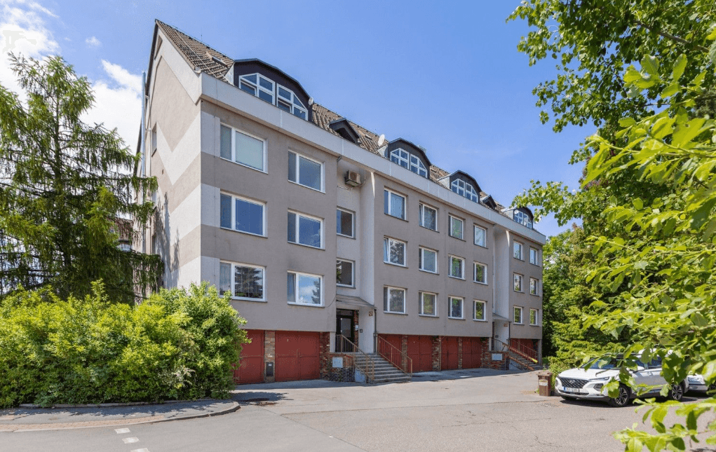 Pronájem bytu 3+1 96 m², Machovická, Praha, Praha Pronájem bytu 3+1 96 m², Machovická, Praha, Praha