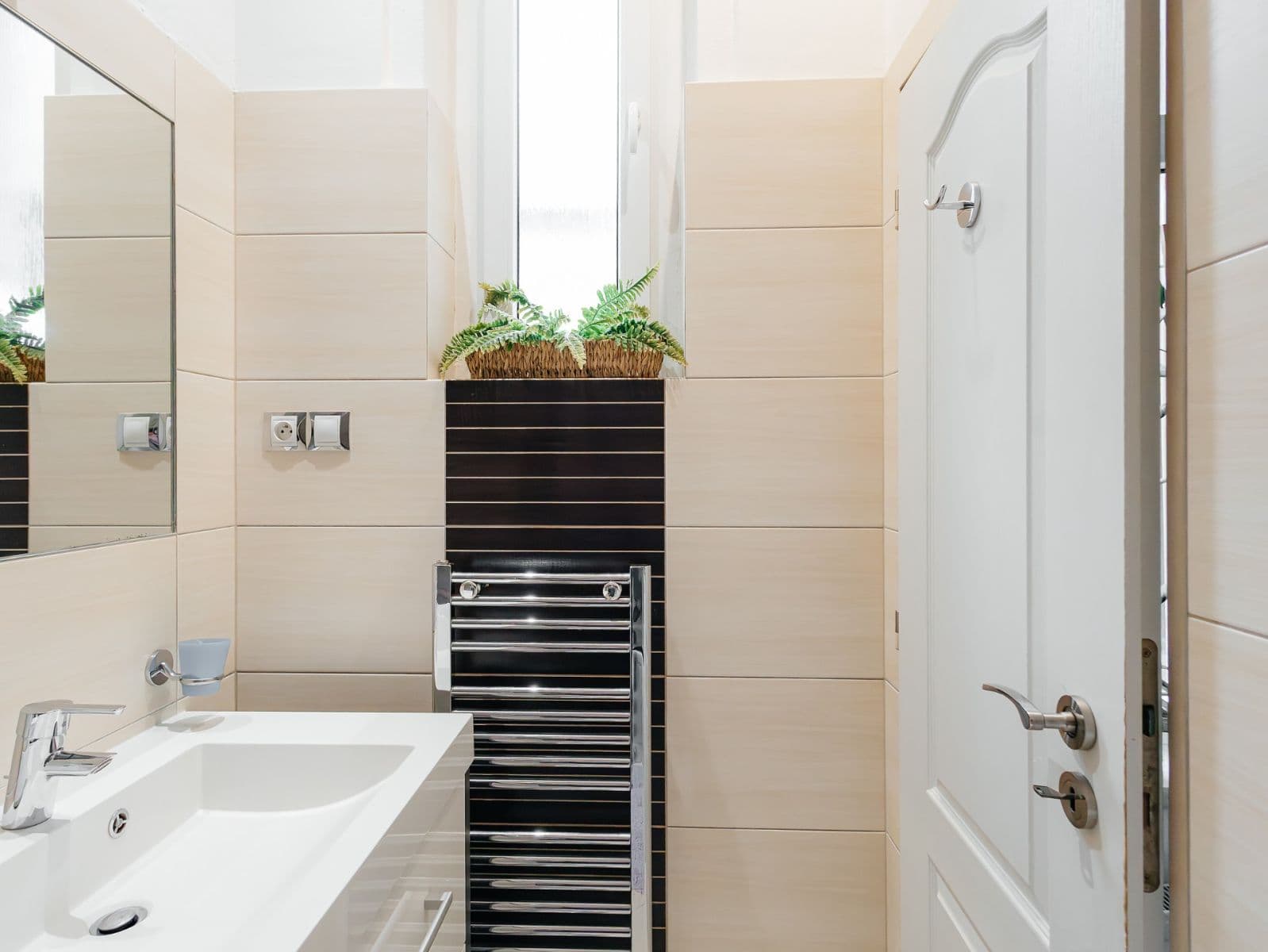 Pronájem bytu 2+kk 55 m², nám. Edvarda Beneše, Kladno, Středočeský kraj Pronájem bytu 2+kk 55 m², nám. Edvarda Beneše, Kladno, Středočeský kraj