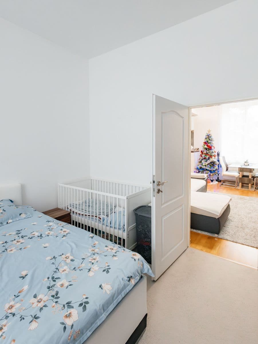 Pronájem bytu 2+kk 55 m², nám. Edvarda Beneše, Kladno, Středočeský kraj Pronájem bytu 2+kk 55 m², nám. Edvarda Beneše, Kladno, Středočeský kraj