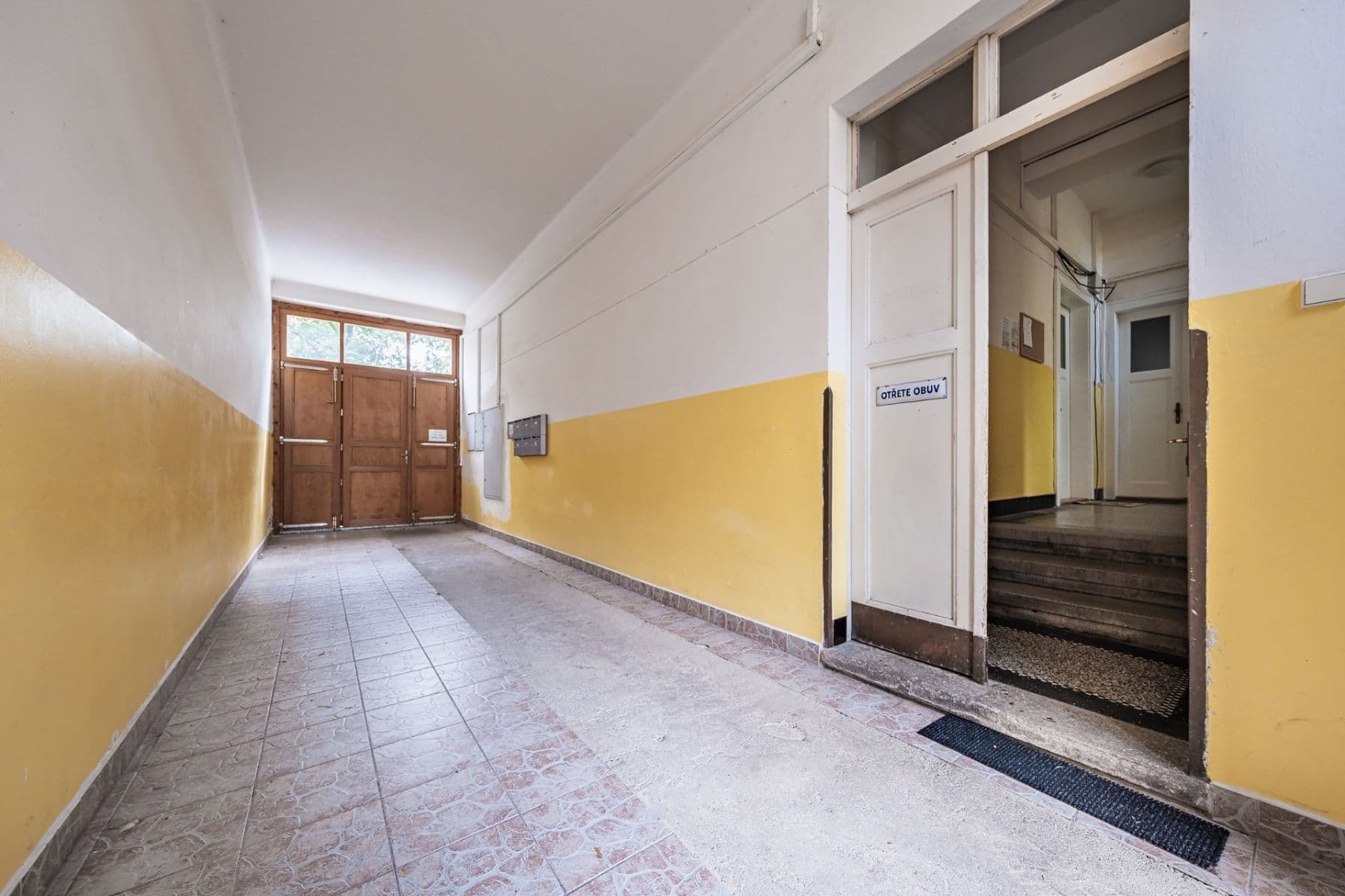 Pronájem bytu 2+kk 55 m², nám. Edvarda Beneše, Kladno, Středočeský kraj Pronájem bytu 2+kk 55 m², nám. Edvarda Beneše, Kladno, Středočeský kraj