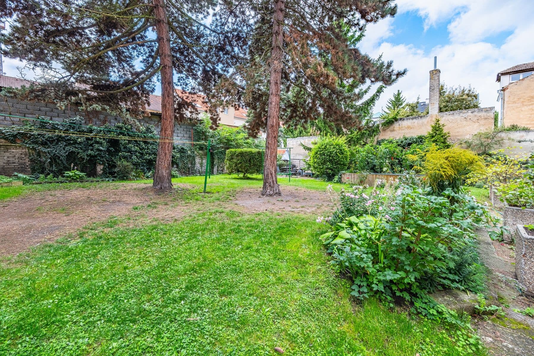 Pronájem bytu 2+kk 55 m², nám. Edvarda Beneše, Kladno, Středočeský kraj Pronájem bytu 2+kk 55 m², nám. Edvarda Beneše, Kladno, Středočeský kraj