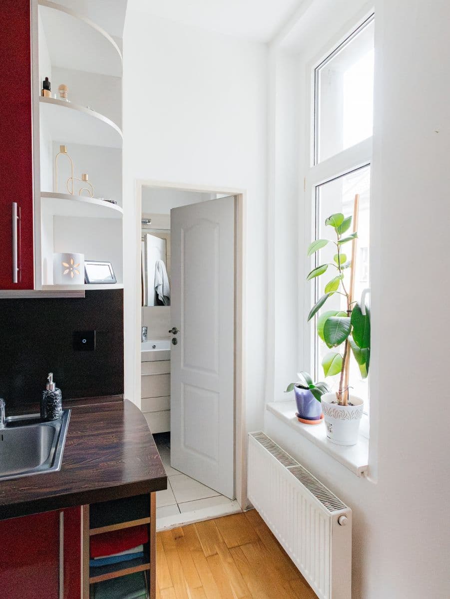 Pronájem bytu 2+kk 55 m², nám. Edvarda Beneše, Kladno, Středočeský kraj Pronájem bytu 2+kk 55 m², nám. Edvarda Beneše, Kladno, Středočeský kraj