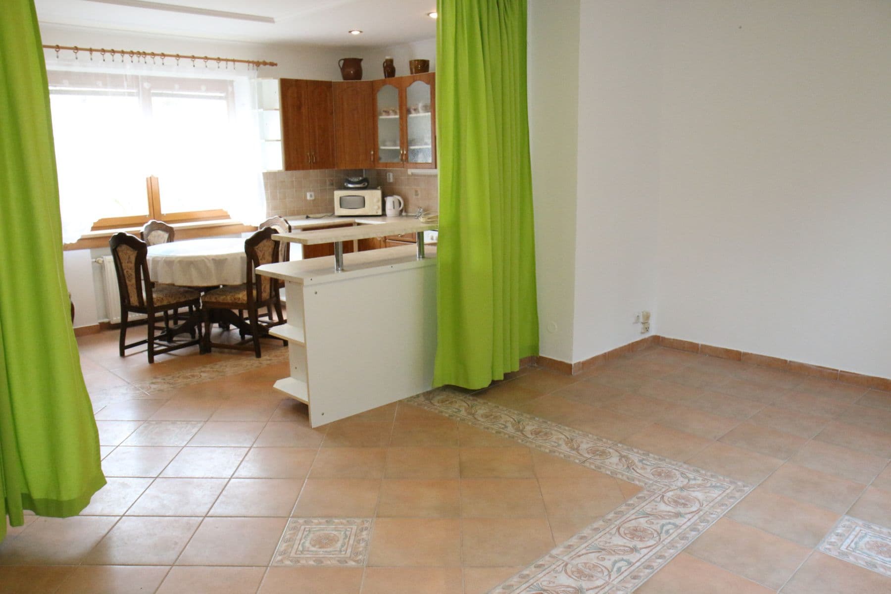Pronájem bytu 1+kk 50 m², K Lipám, Praha, Praha Pronájem bytu 1+kk 50 m², K Lipám, Praha, Praha