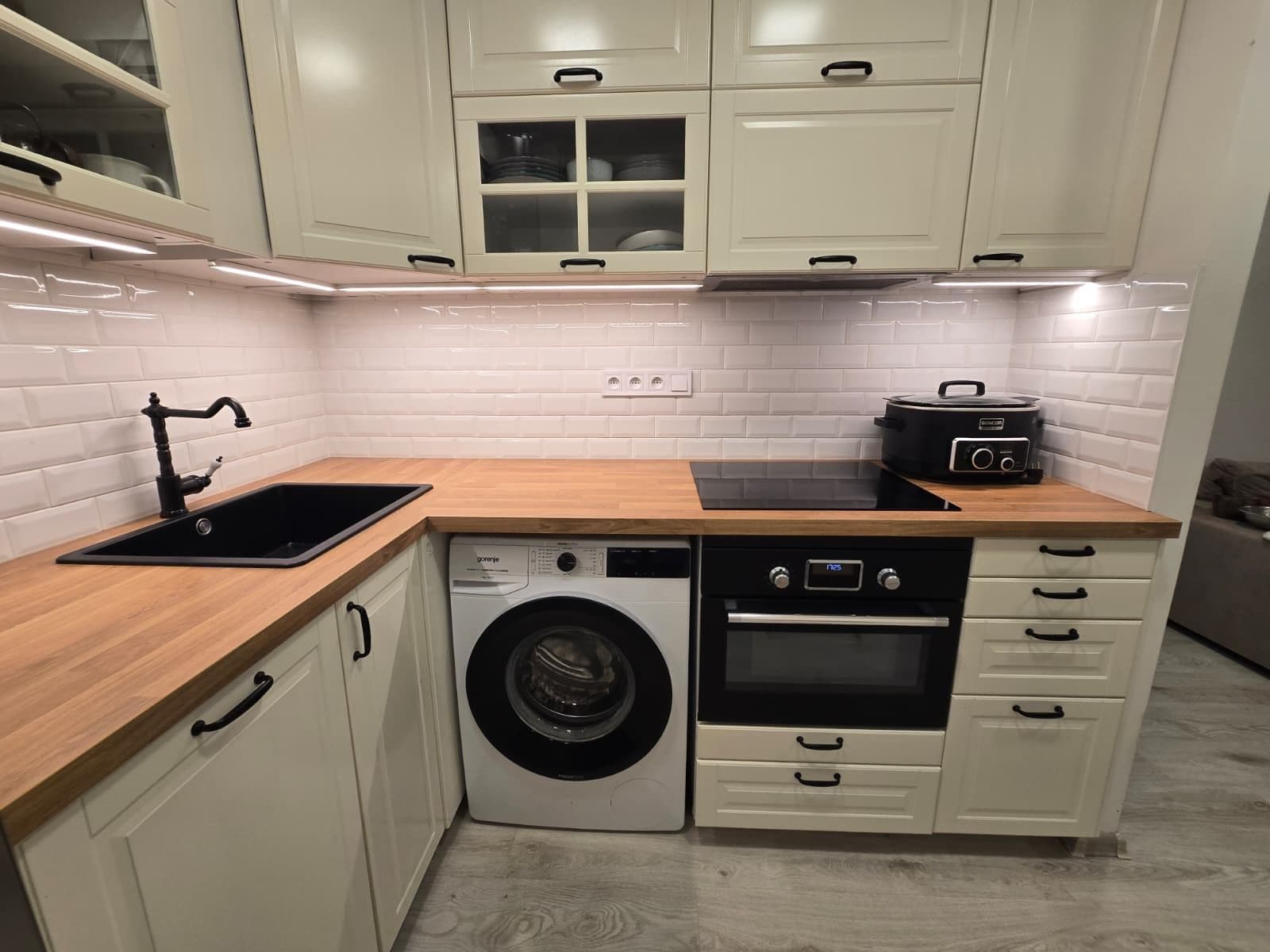 Pronájem bytu 2+kk 42 m², Skuteckého, Praha, Praha Pronájem bytu 2+kk 42 m², Skuteckého, Praha, Praha