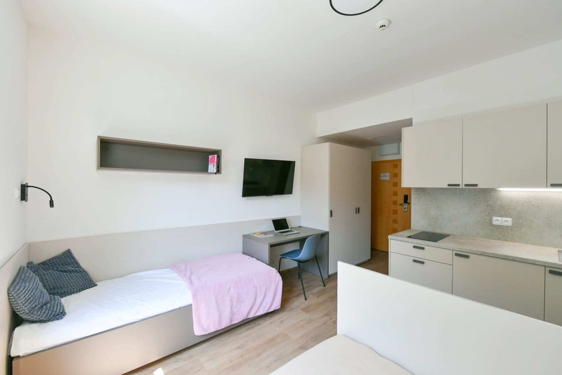 Pronájem bytu 1+kk 20 m², Na Ostrůvku, Praha, Praha Pronájem bytu 1+kk 20 m², Na Ostrůvku, Praha, Praha